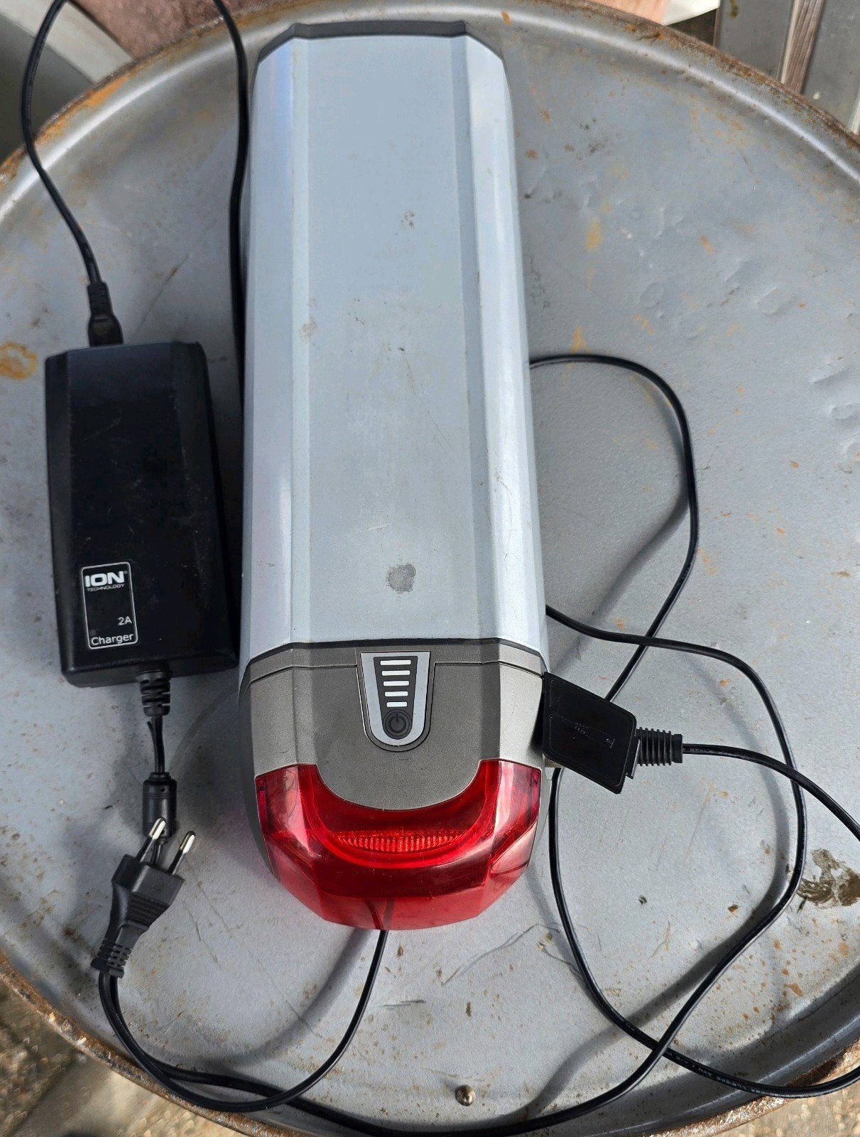 Sparta ION 400 Accu E-bike Batterij met Oplader, Gebruikt