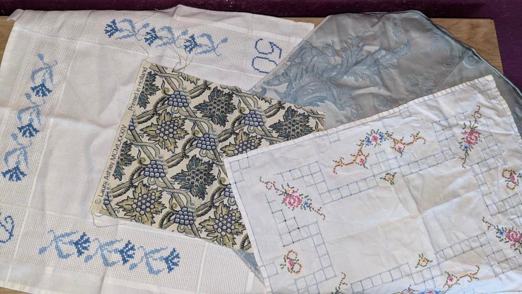 Vintage stofjes en kleedjes junk journal, Hobby en Vrije tijd, Scrapbooking, Verzenden, Gebruikt