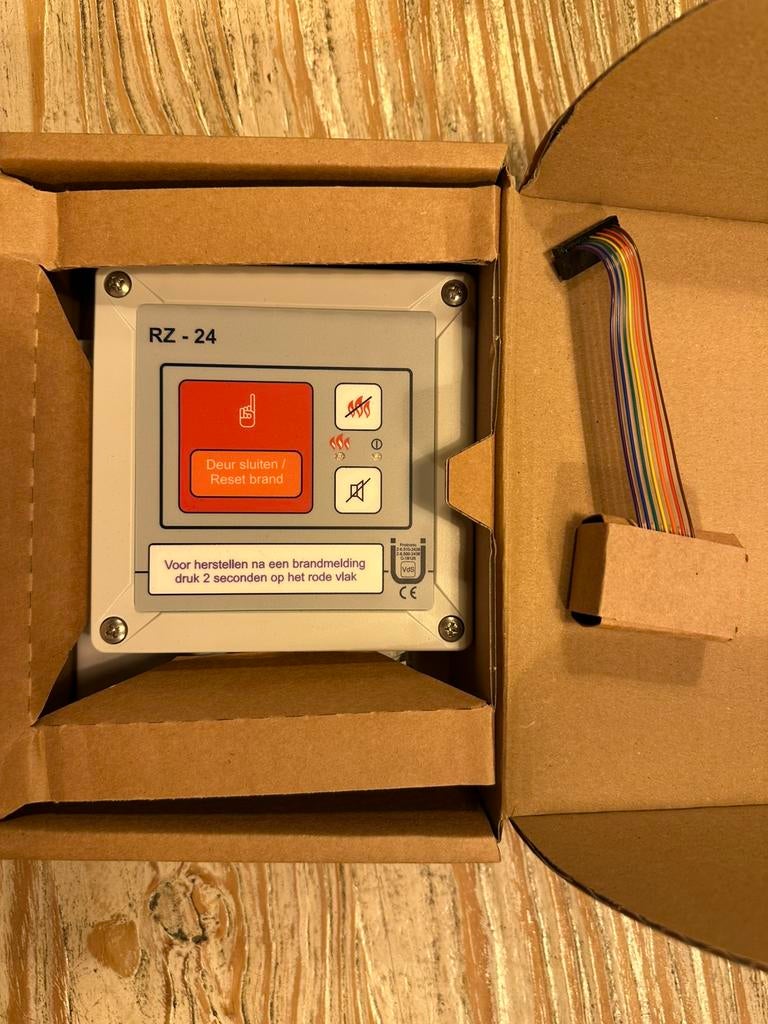 Hertek rz-24 + HT + adapter nieuw!!, Doe-het-zelf en Verbouw, Alarmsystemen, Ophalen of Verzenden, Nieuw, Detector, Sensor of Melder