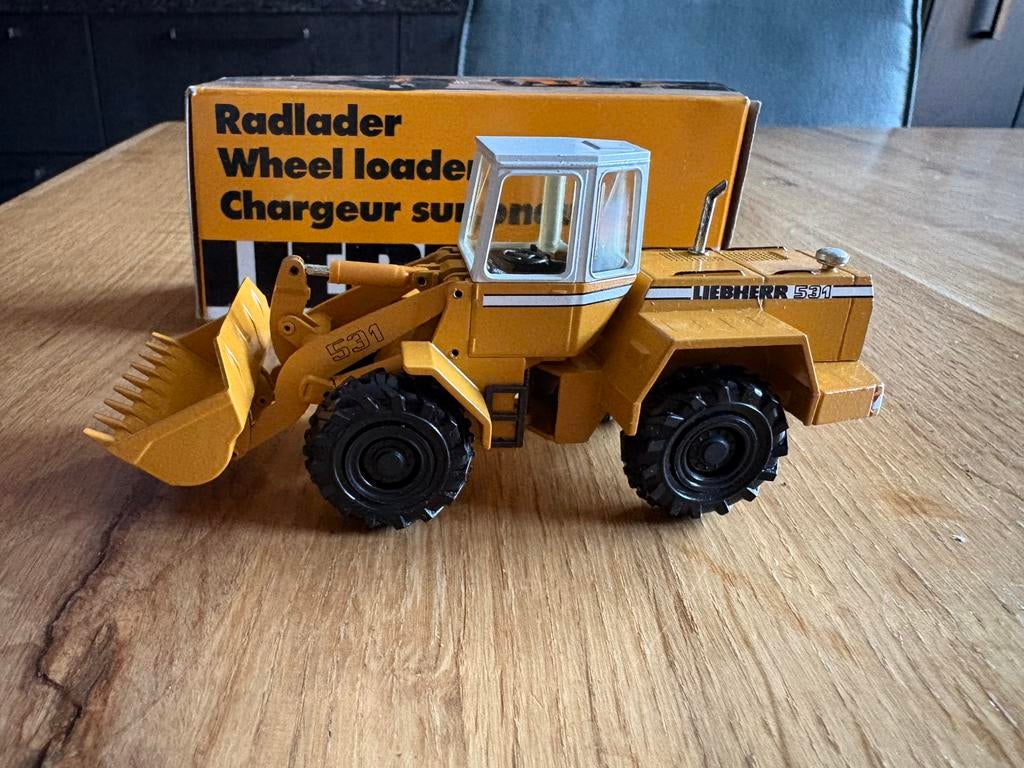 Conrad 1/50 2887 Liebherr L531, Hobby en Vrije tijd, Modelauto's | 1:50, Nieuw, Hijskraan, Tractor of Landbouw, Conrad, Ophalen of Verzenden