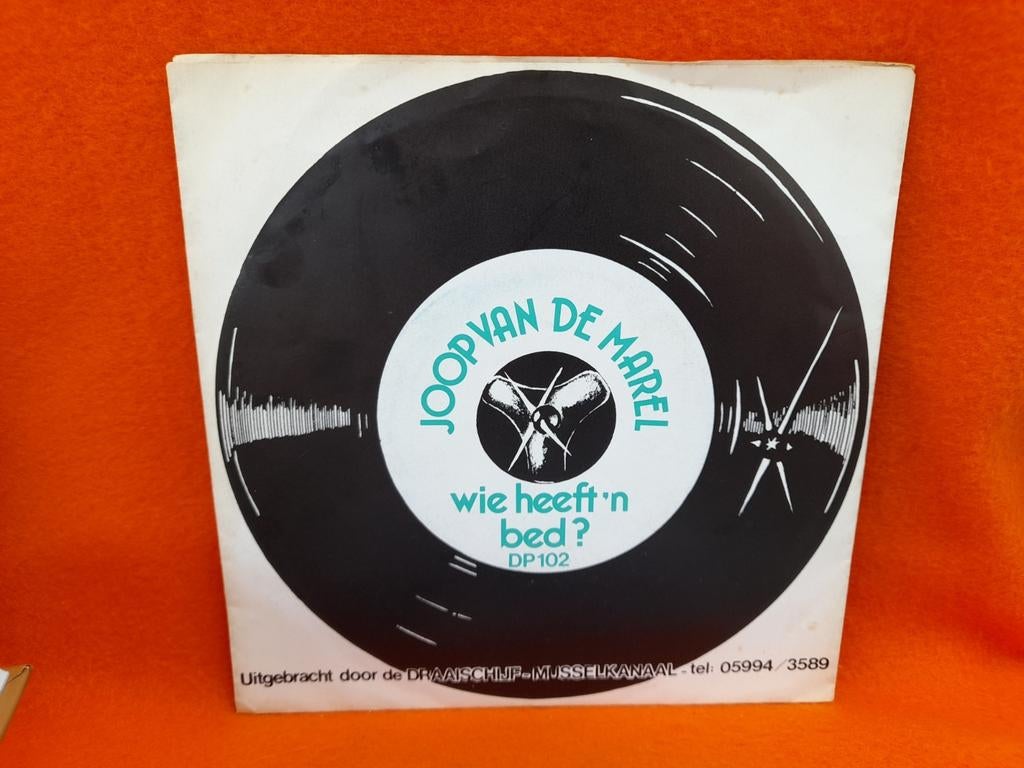 Joop van de Marel - Wie heeft 'n bed?/Amme hoela, Cd's en Dvd's, Vinyl Singles, Gebruikt, Single, Nederlandstalig, 7 inch, Ophalen of Verzenden