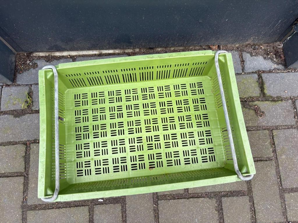 270 Kunststof kratten vlees en/of groente, Ophalen of Verzenden, Krat, Minder dan 35 cm