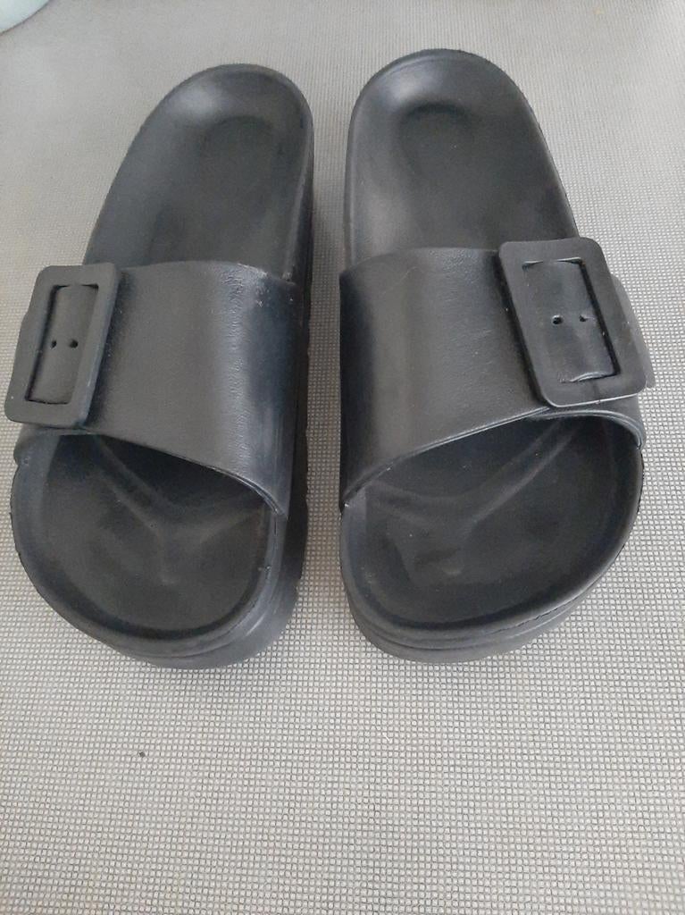 Nieuwe Slippers Maat 39, Ophalen of Verzenden, Nieuw