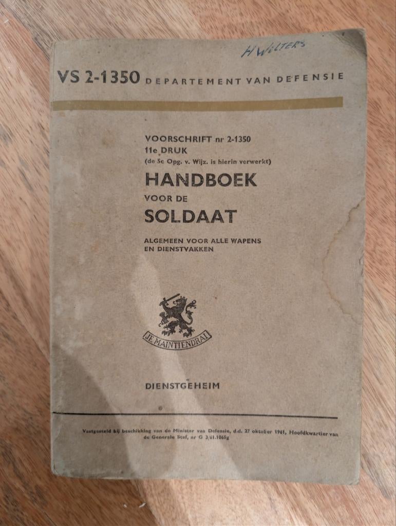 Handboek voor de Soldaat - Defensie, Ophalen of Verzenden, Gelezen