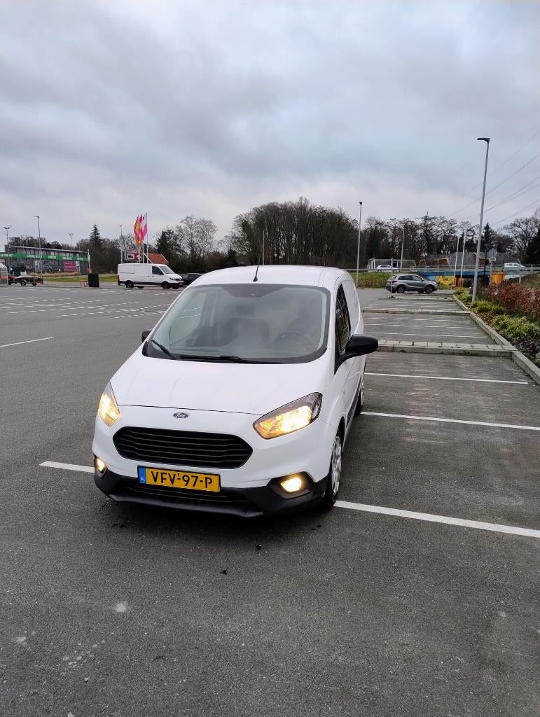 Ford Transit Courier GB 1.5 Tdci Duratorq 75pk 2020 Wit, Voorwielaandrijving, 74 pk, 4 cilinders, Wit