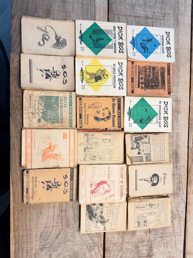 Oude Dick Bos stripboeken uit de jaren 40, Boeken, Stripboeken, Meerdere stripboeken, Ophalen of Verzenden, Gelezen
