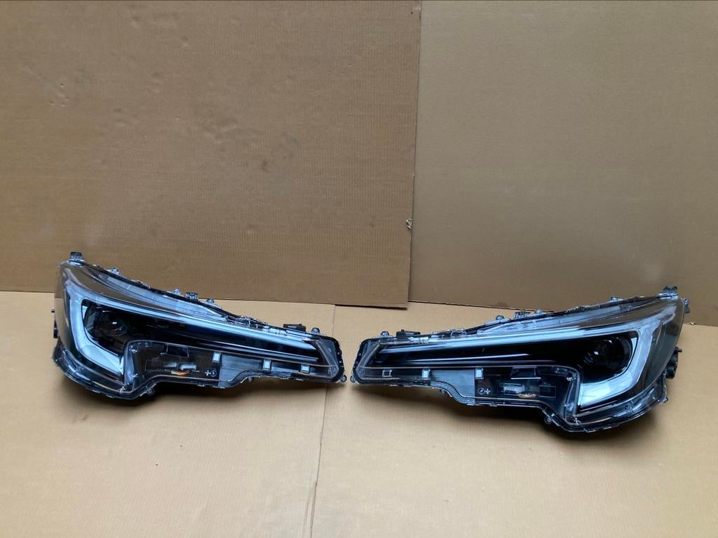 Koplamp nieuw Corolla E21 Led 81110-02X10 81150-02X10, Auto-onderdelen, Ophalen, Nieuw, Toyota