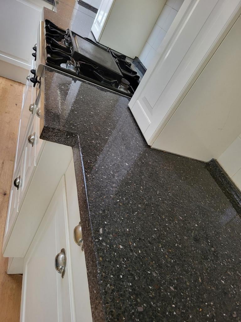 Terrazzo & Betonnen aanrecht barbladen, toonbanken enz., 200 cm of meer, Nieuw, Ophalen of Verzenden, Groen