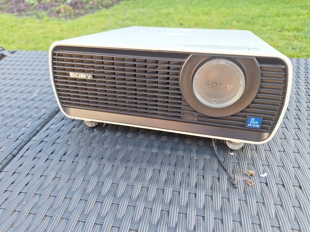 Sony Beamer VPL EX130, Audio, Tv en Foto, Beamers, Ophalen of Verzenden, Zo goed als nieuw