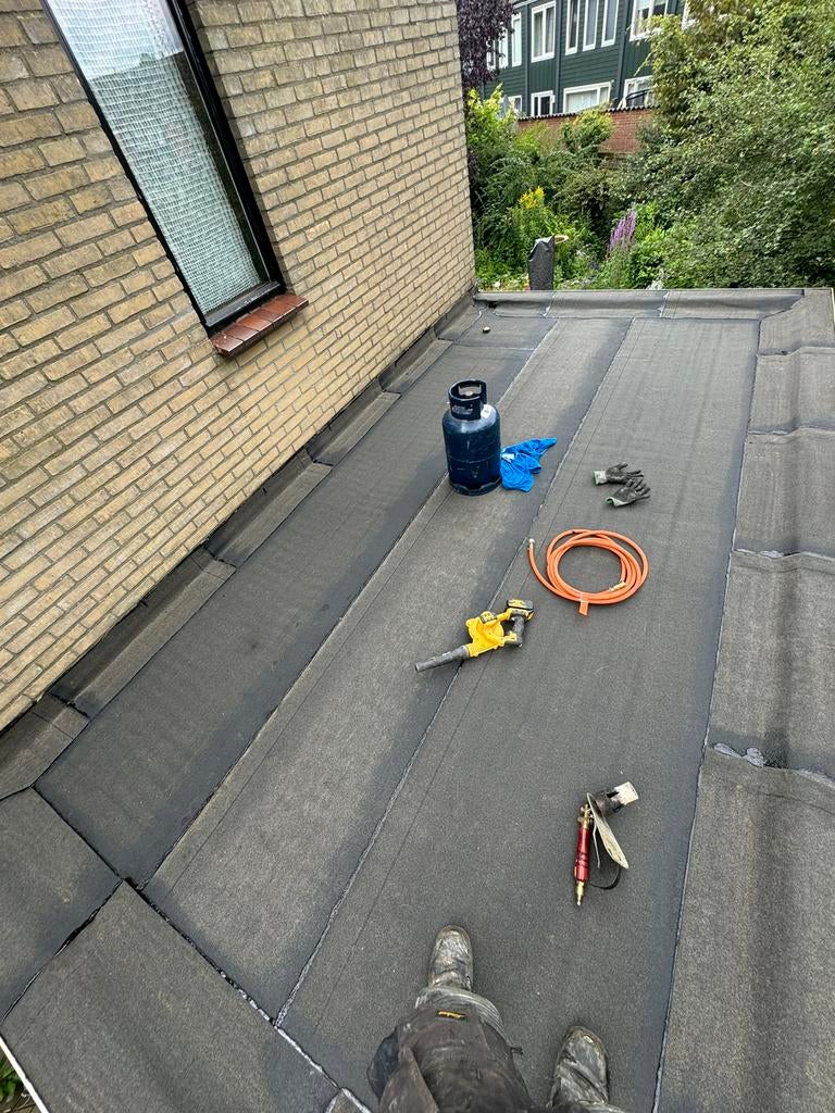 Foto 15 van dakdekker gezocht? lekkage? lood regio deventer en omstreken