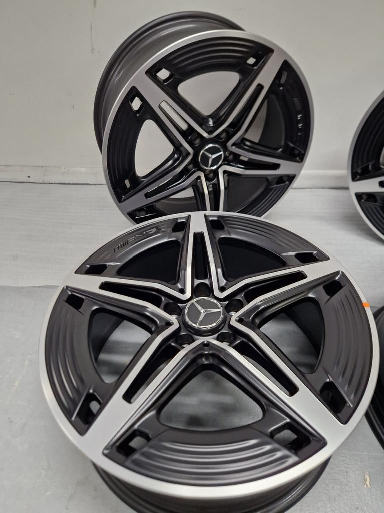 NIEUW! Mercedes A35 A35S AMG 19 inch velgen origineel w177, Auto-onderdelen, Banden en Velgen, Velg(en), Nieuw, Personenwagen