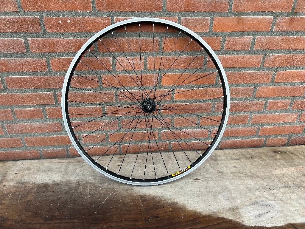 Voorwiel 26 inch MTB Zac 19 velg en Shimano naaf, Ophalen of Verzenden, Gebruikt, Wiel