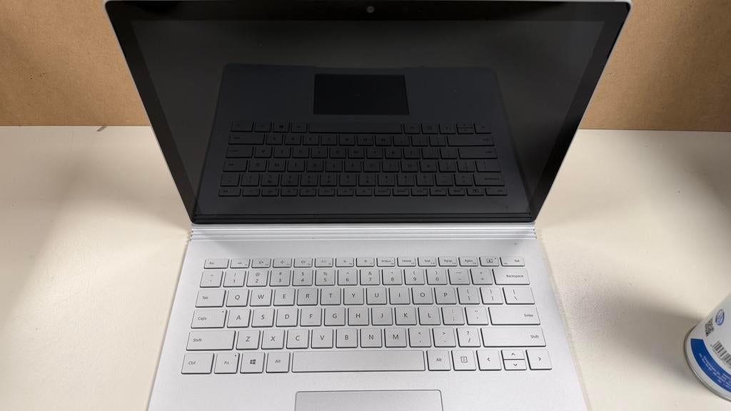 Surface Book 3 – 13.5inch – i5 – 8GB – 256GB – 6mnd garantie