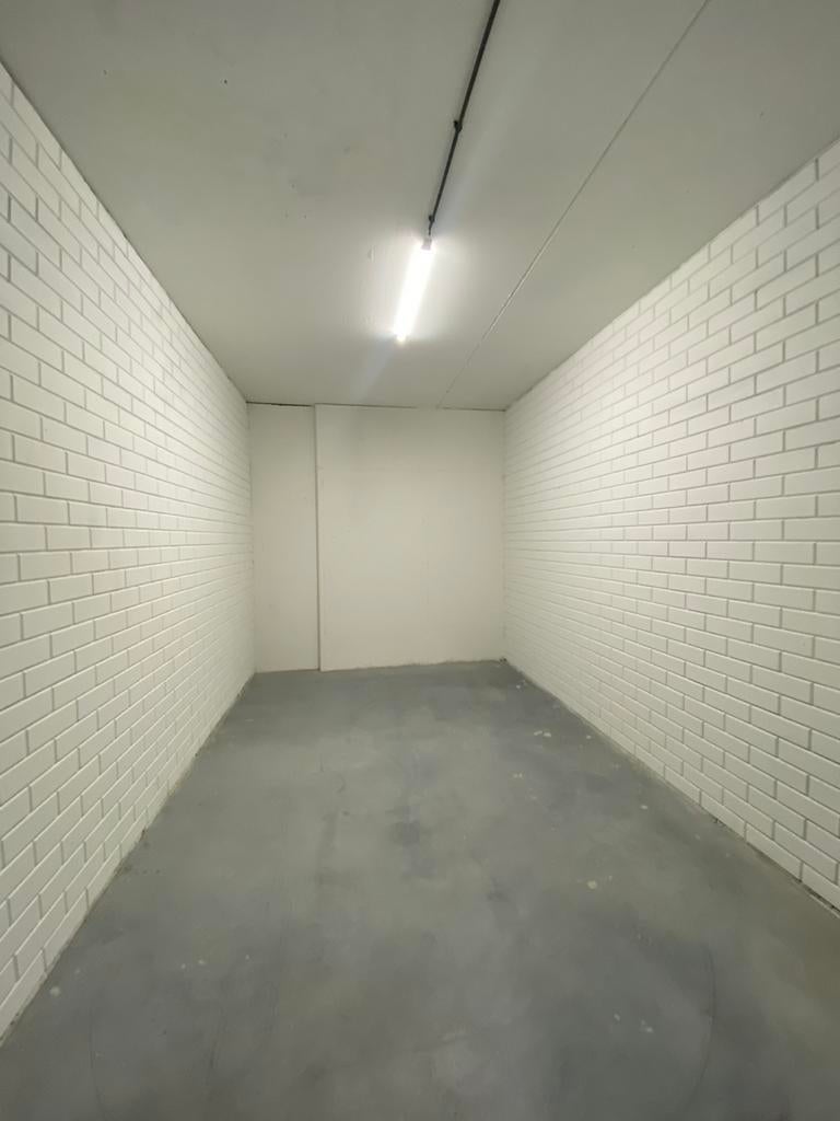 TE HUUR grote kelderbox geleden te Den Haag/ Voorburg