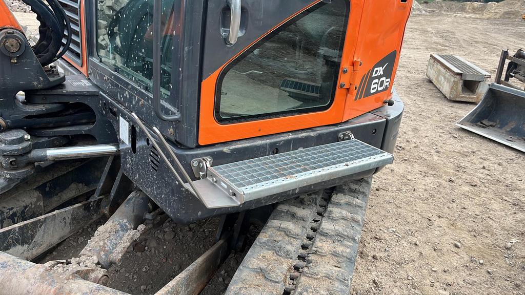 Opklapbare treeplank Hyundai Bobcat Doosan Takeuchi Probst, Ophalen, Zo goed als nieuw