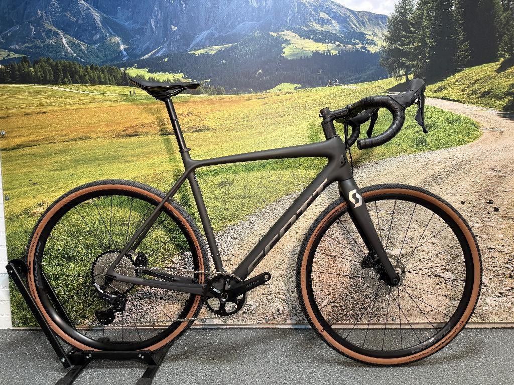 Aanbieding SCOTT Addict CX RC L Carbon GRX822 €1999,- Gravel, 28 inch, Carbon, Heren, Nieuw
