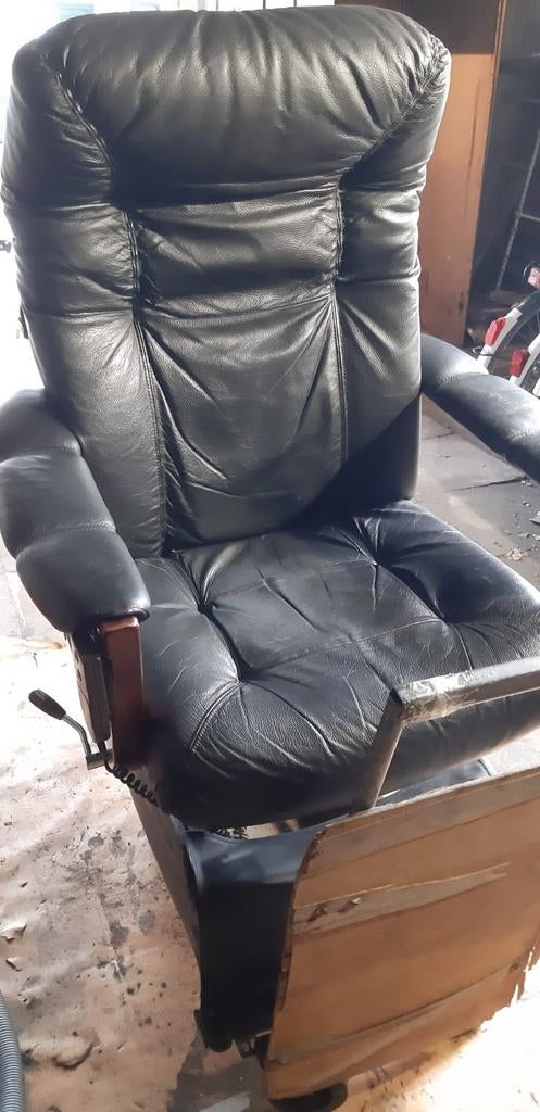 Te koop een goede sta op stoel, Ophalen, 75 tot 100 cm, 50 tot 75 cm