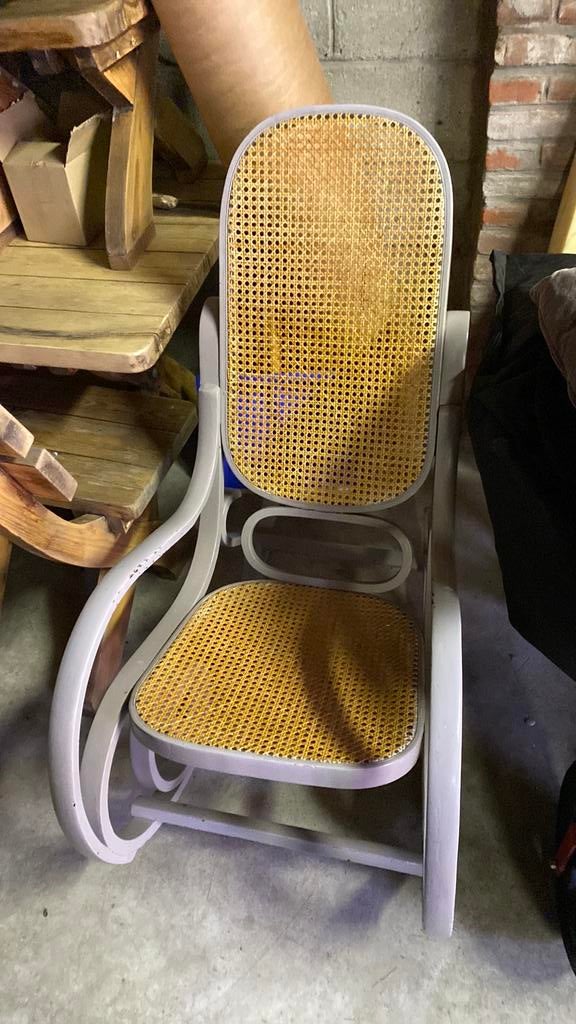 Houten schommelstoel, Ophalen, Gebruikt, Bruin, Eén