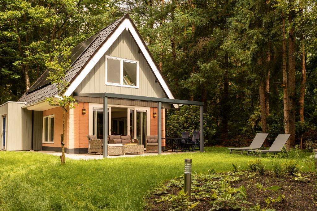 Voordelig Vakantie '2026' Vieren in het Bos, Vakantie, Vakantiehuizen | Nederland, Drenthe, Overige typen, Dorp, In bos, 4 of meer slaapkamers