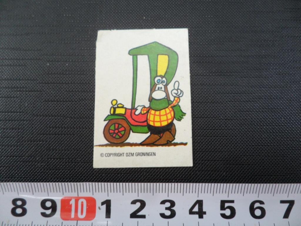 sticker strip man auto oldtimer, Verzamelen, Stickers, Ophalen, Zo goed als nieuw