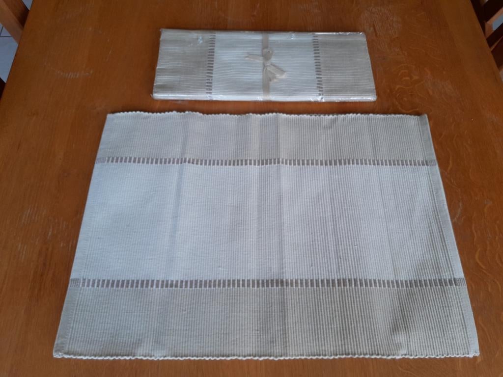 Onderleggers, Minder dan 50 cm, Beige, Nieuw, Ophalen of Verzenden