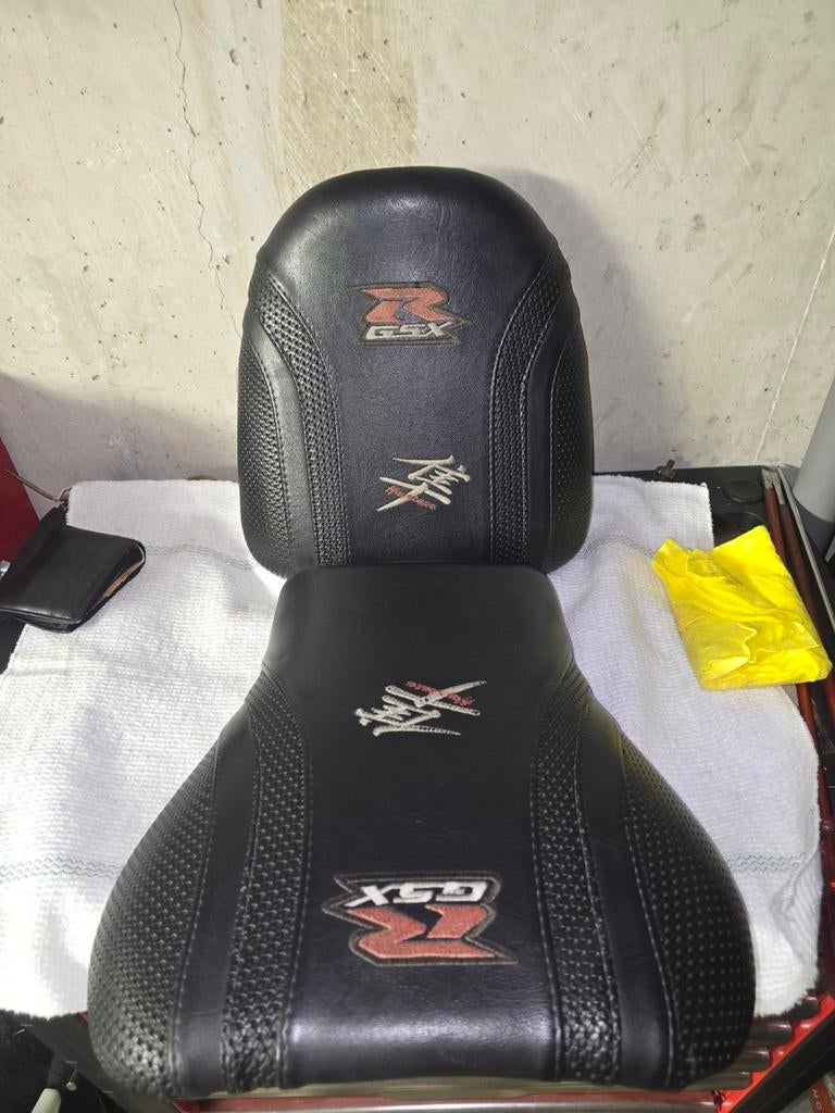 Suzuki Hayabusa Gen 1 Custom Buddyseat, Motoren, Onderdelen | Suzuki, Ophalen