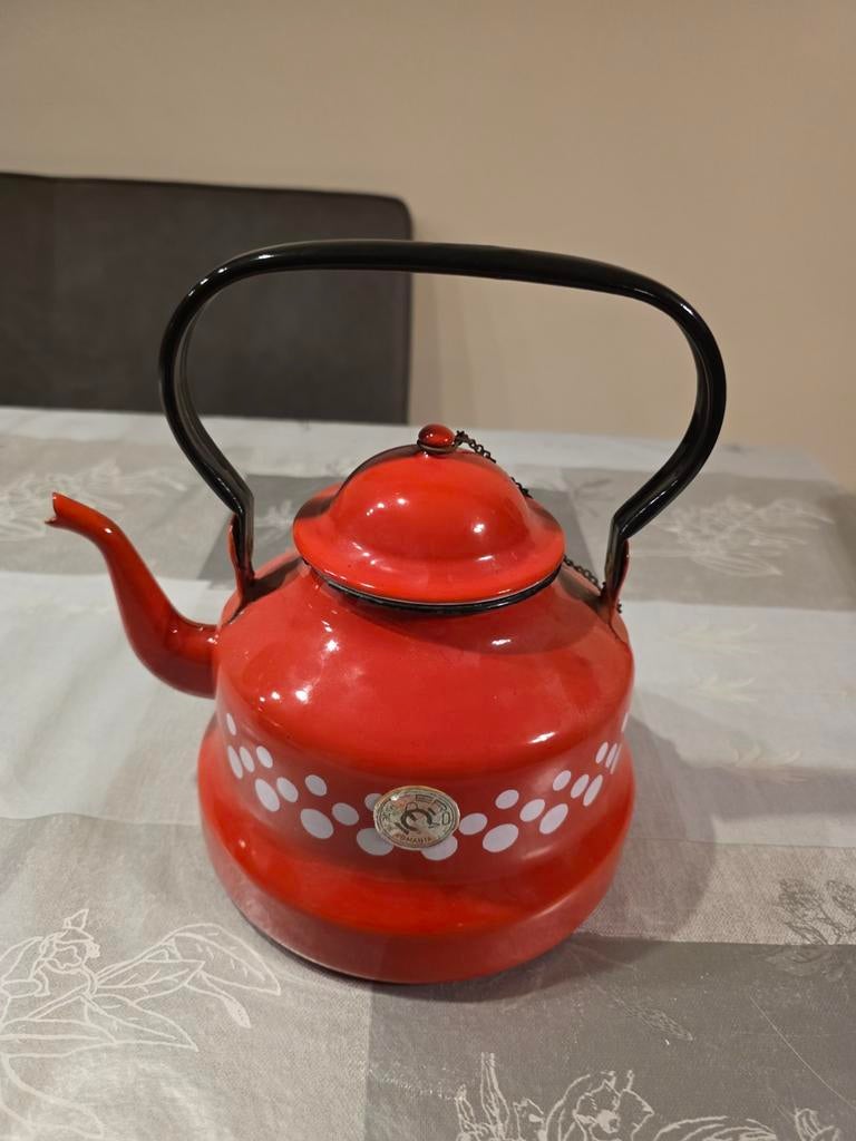 Emaille waterketel rood/zwart met witte stippen, Ophalen of Verzenden, Gebruikt