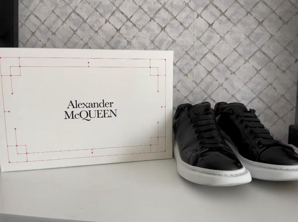 Originele Alexander Mcqueen Sneakers - Maat 40, Kleding | Heren, Schoenen, Alexander McQueen, Zwart, Ophalen of Verzenden, Sneakers of Gympen