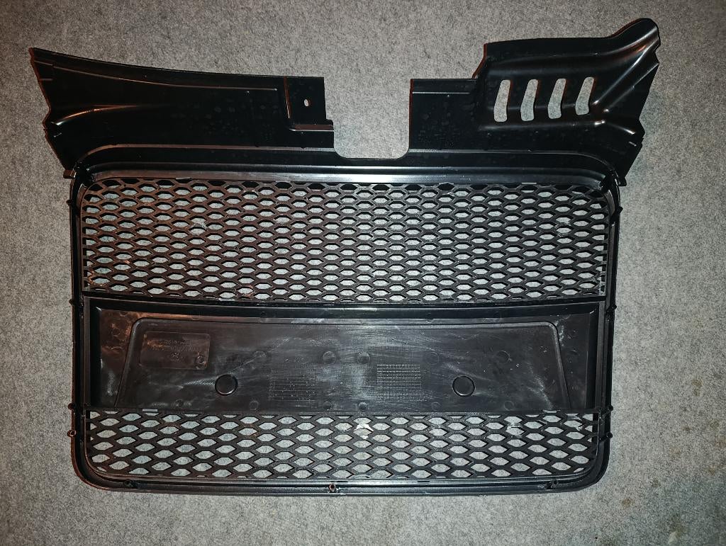 A4 b7 rs grill look (NIEUW), Auto-onderdelen, Carrosserie en Plaatwerk, Voor, Nieuw, Bumper, Audi