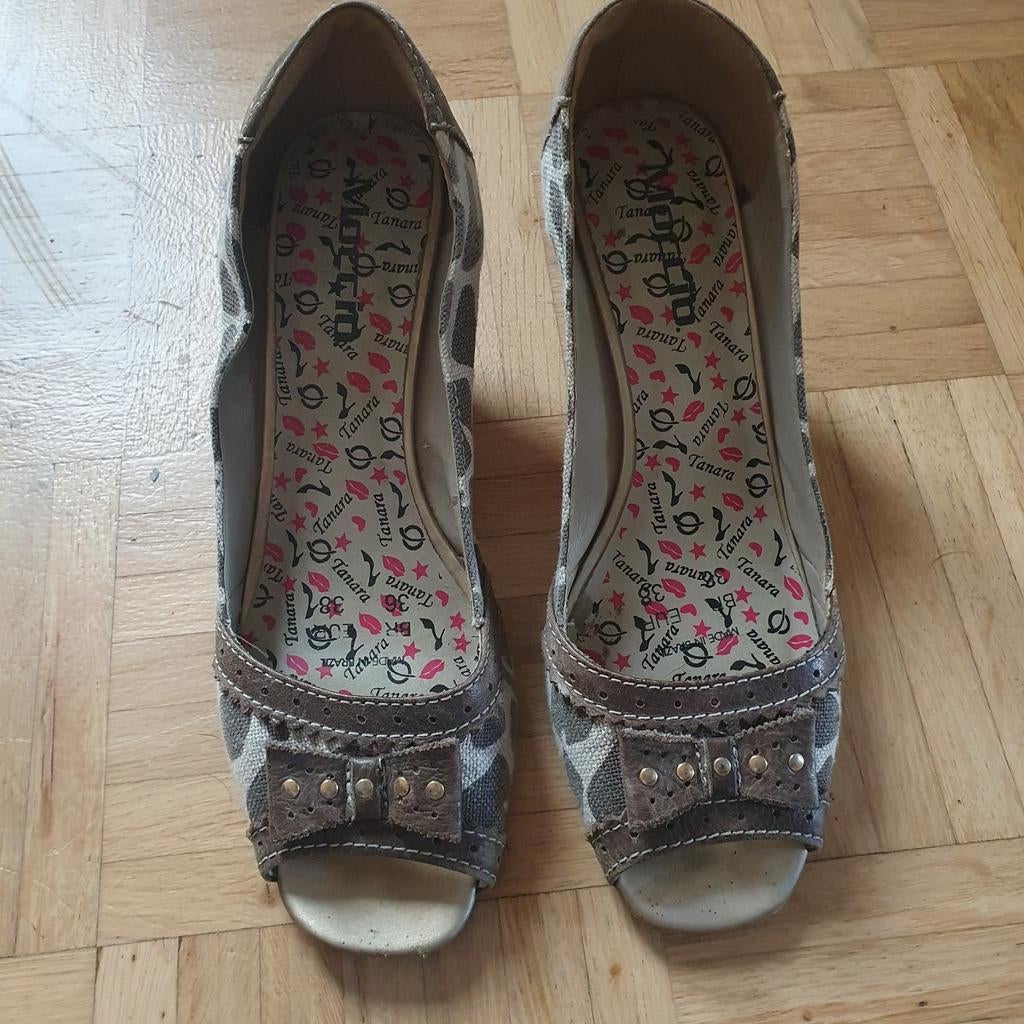 Moccio Pumps - Maat 36 - Prima Staat, Kleding | Dames, Schoenen, Ophalen of Verzenden, Gedragen, Pumps