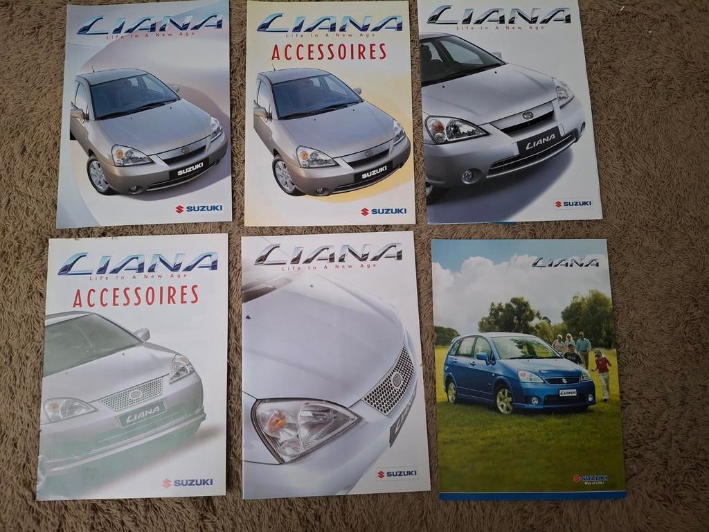Lot autofolders Suzuki Liana, Verzenden, Zo goed als nieuw, Overige merken