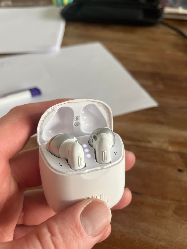 JBL Oortjes - Linker defect, Audio, Tv en Foto, Koptelefoons, Ophalen of Verzenden, Niet werkend, Overige merken, Draadloos