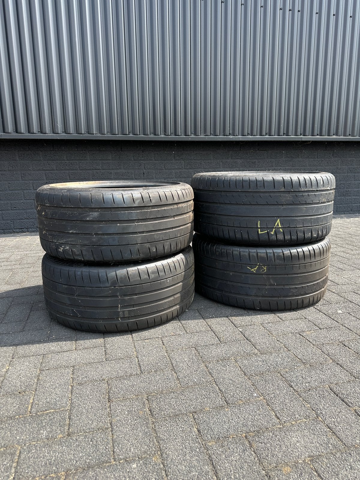 Michelin Pilot Sport 4S BMW M8 - 275/35ZR20 en 285/35ZR20, Auto-onderdelen, Banden en Velgen, Ophalen, Gebruikt, 275 mm, Band(en)