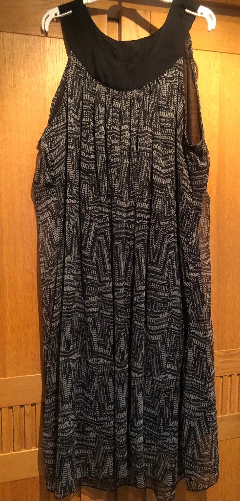gevoerde voile jurk, Zwart, Maat 42/44 (L), Ophalen of Verzenden, Zo goed als nieuw