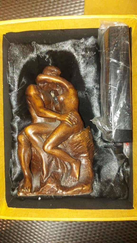 Bronzen beeldje "De Kus" naar Auguste Rodin, De Agostini, Ophalen of Verzenden