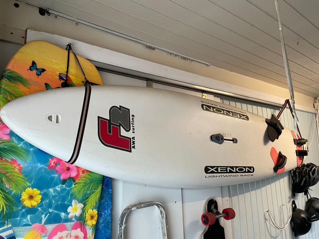 F2 Xenon Lightwind Race Windsurfplank (m2400147302) — Windsurfen