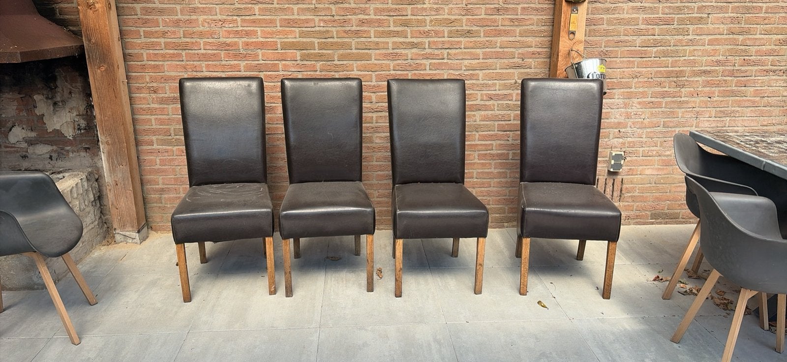 Gratis stoelen, Ophalen, Gebruikt, Vier