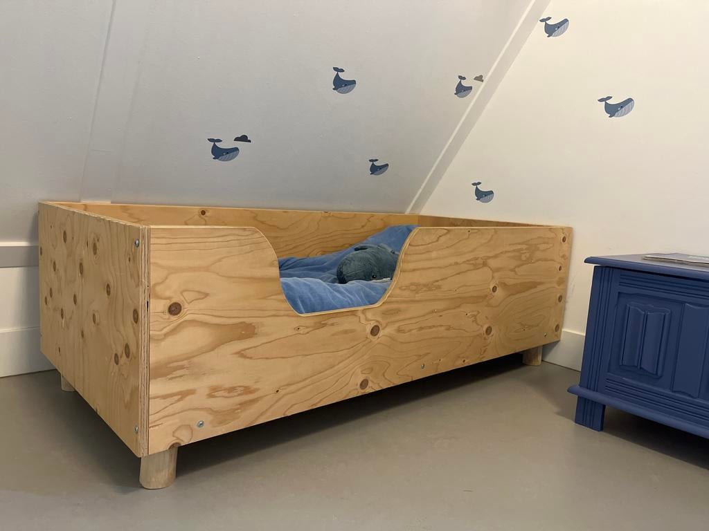 Huis & Grietje Peuterbed 70x140 Fins vurenhout, Ophalen, Gebruikt, Eenpersoons, Hout