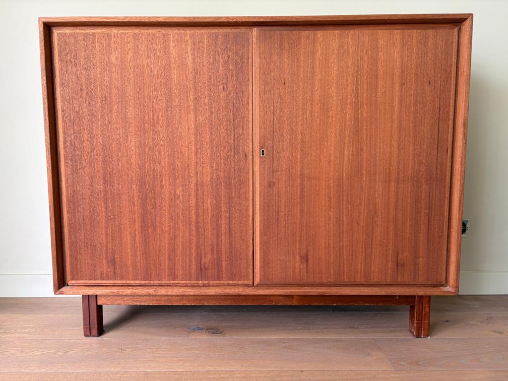 Vintage kastje. Kracht in tijdloos ontwerp., Ophalen, Gebruikt, 70 tot 120 cm, Teakhout