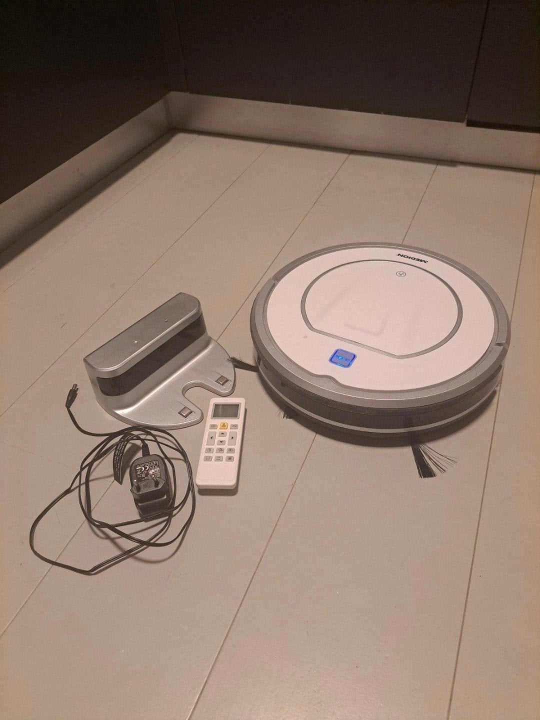 Medion Robotstofzuiger met Oplaadstation & Afstandsbediening, Witgoed en Apparatuur, Stofzuigers, Ophalen, Overige merken, Zo goed als nieuw