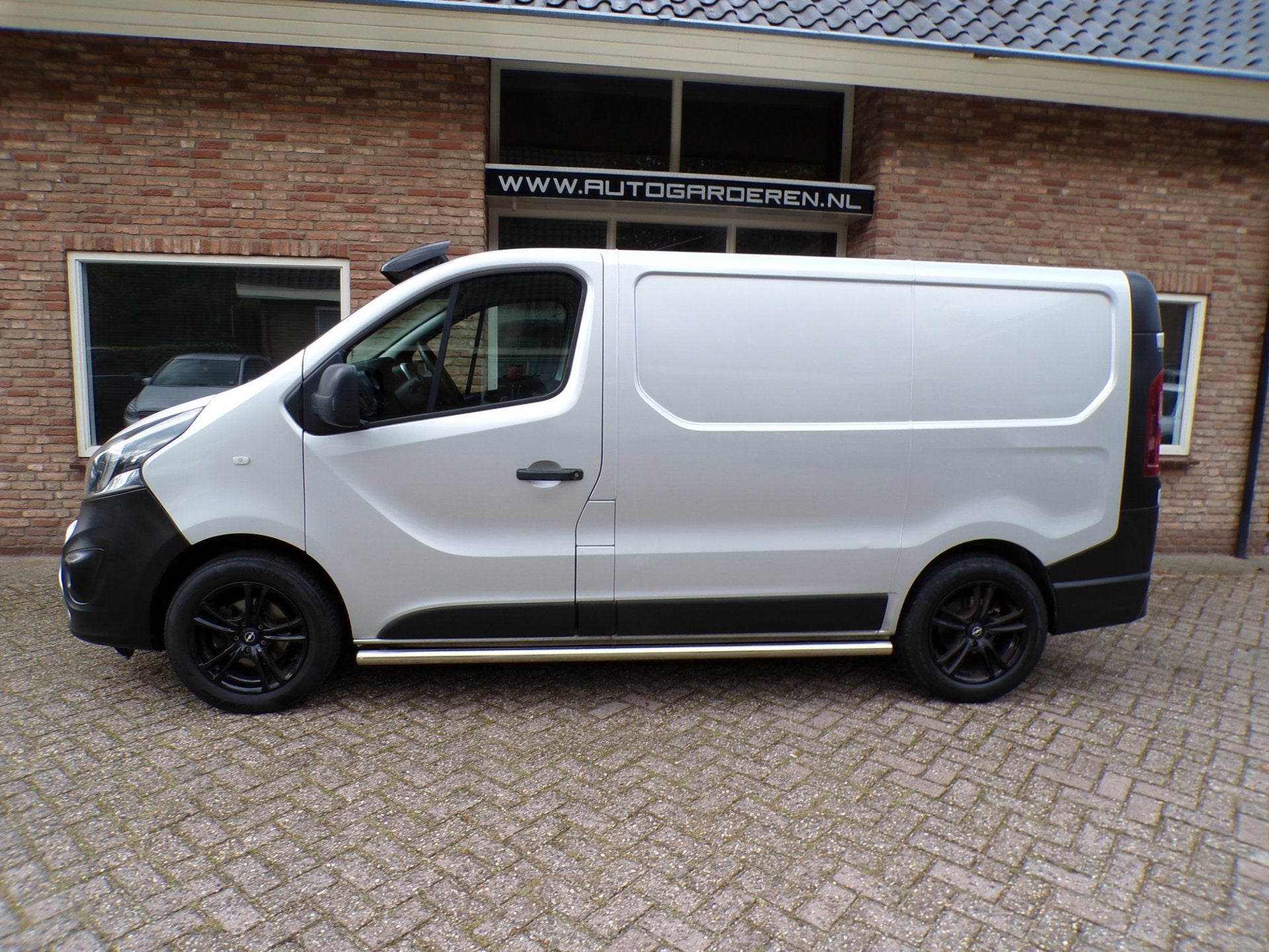 Opel Vivaro 1.6 CDTI L1H1 Edition, Auto's, Voorwielaandrijving, Euro 5, Gebruikt, Zwart
