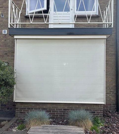 Elektrisch bedienbaar screen, crème wit, 200x269,5cm, Tuin en Terras, Zonneschermen, Ophalen, Gebruikt, Elektrisch, 150 tot 300 cm