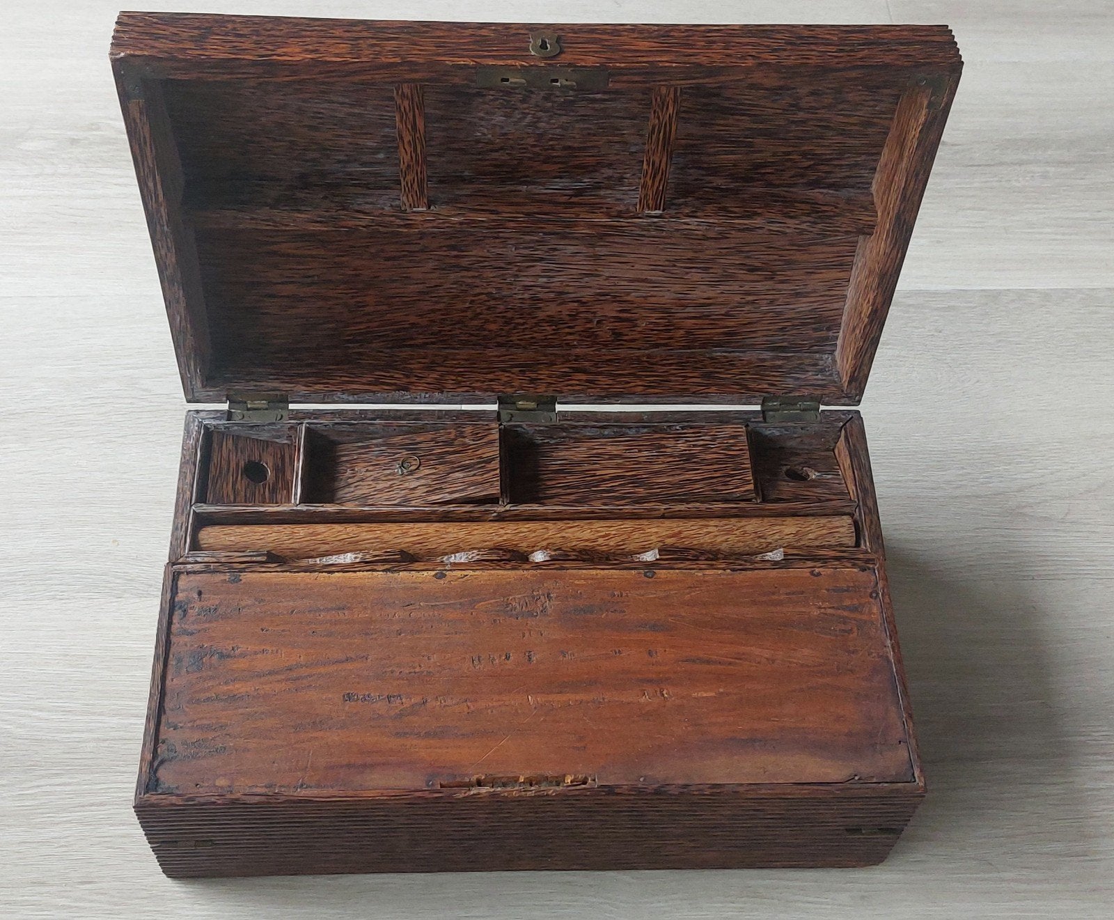 Antieke houten sigarenkist met inlegwerk, Antiek en Kunst, Ophalen of Verzenden