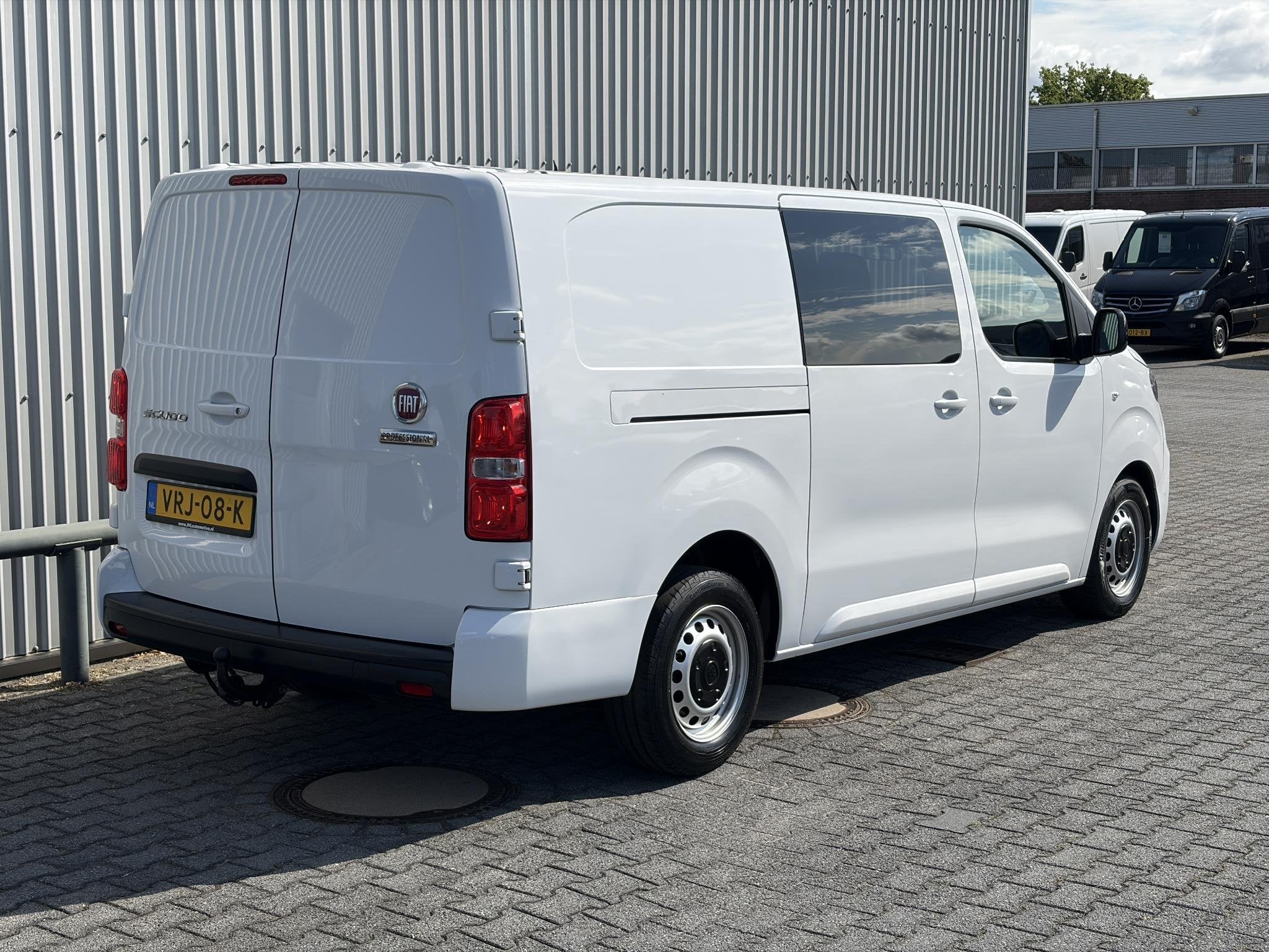 Fiat Scudo 2.0 MultiJet L3H1 DC*A/C*CRUISE*HAAK*CAM*5-P*NAVI, Voorwielaandrijving, Stof, Gebruikt, Euro 6