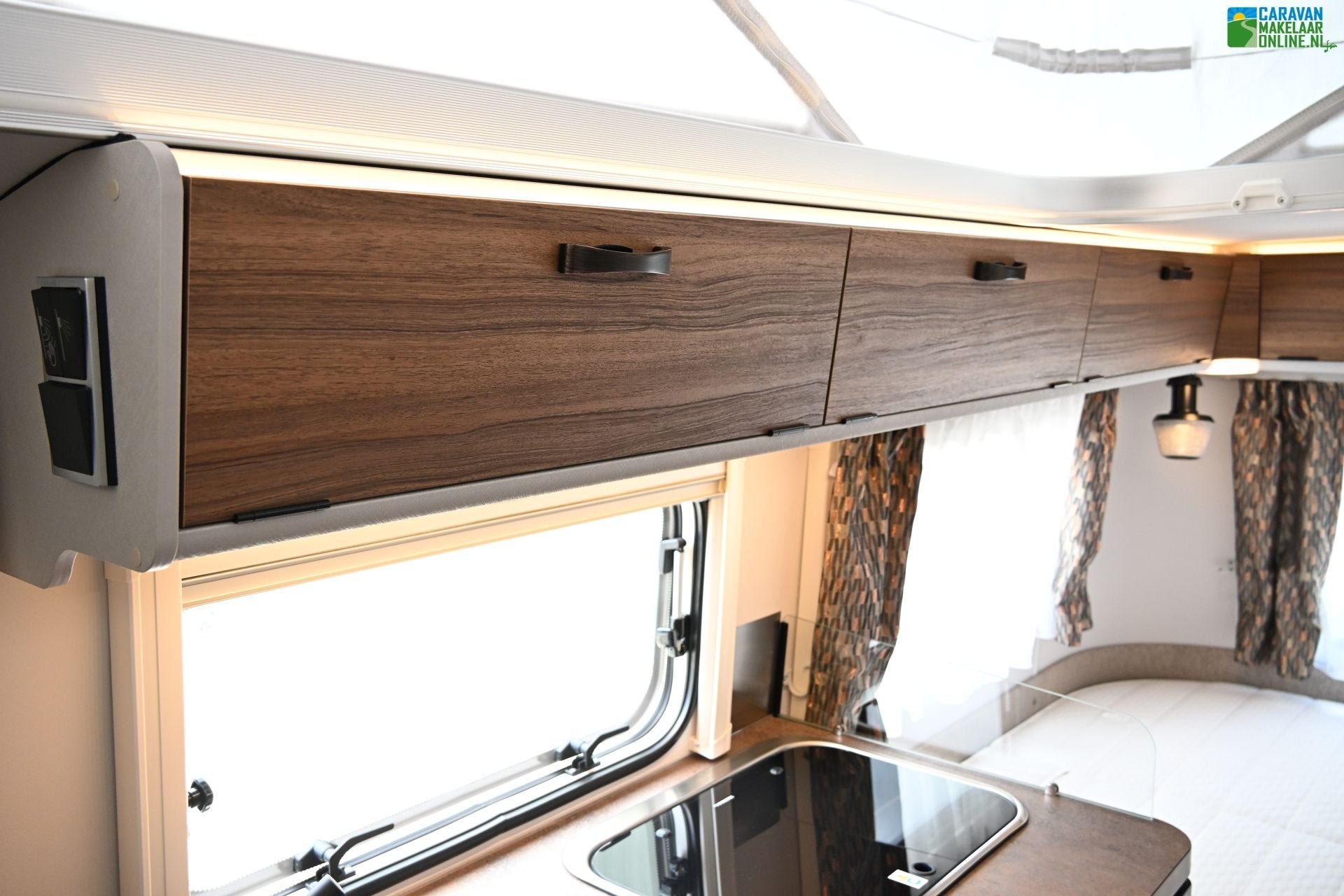 Foto 26 van Eriba Touring Triton 430 Mover Cass.luifel Boiler COMPLEET!