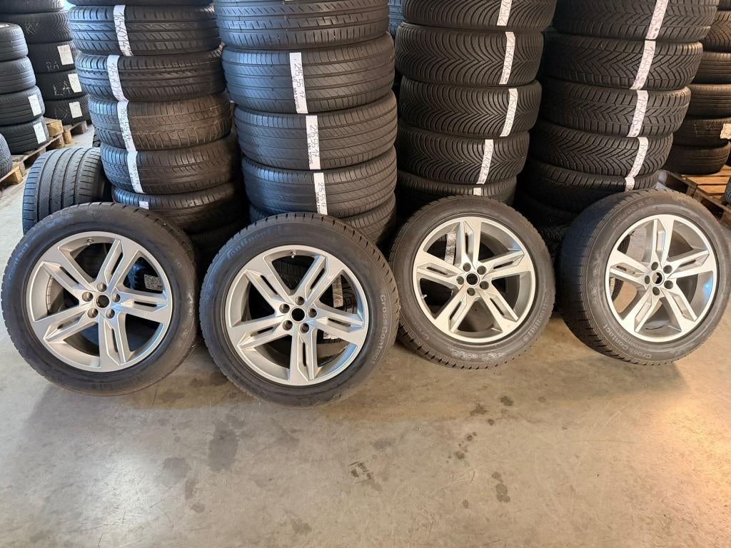 Land Rover velgen met winter banden 235/55R19 met sensoren, Gebruikt, Banden en Velgen, 235 mm, All Season