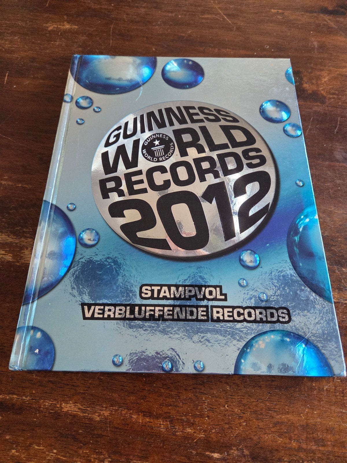 Guinness World Records 2012 - Stampvol Verbluffende Records, Ophalen of Verzenden, Gelezen, Guinness World Records