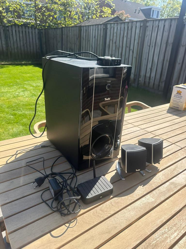 Teufel CC 100 SW, Gebruikt, 120 watt of meer, Front, Rear of Stereo speakers, Ophalen