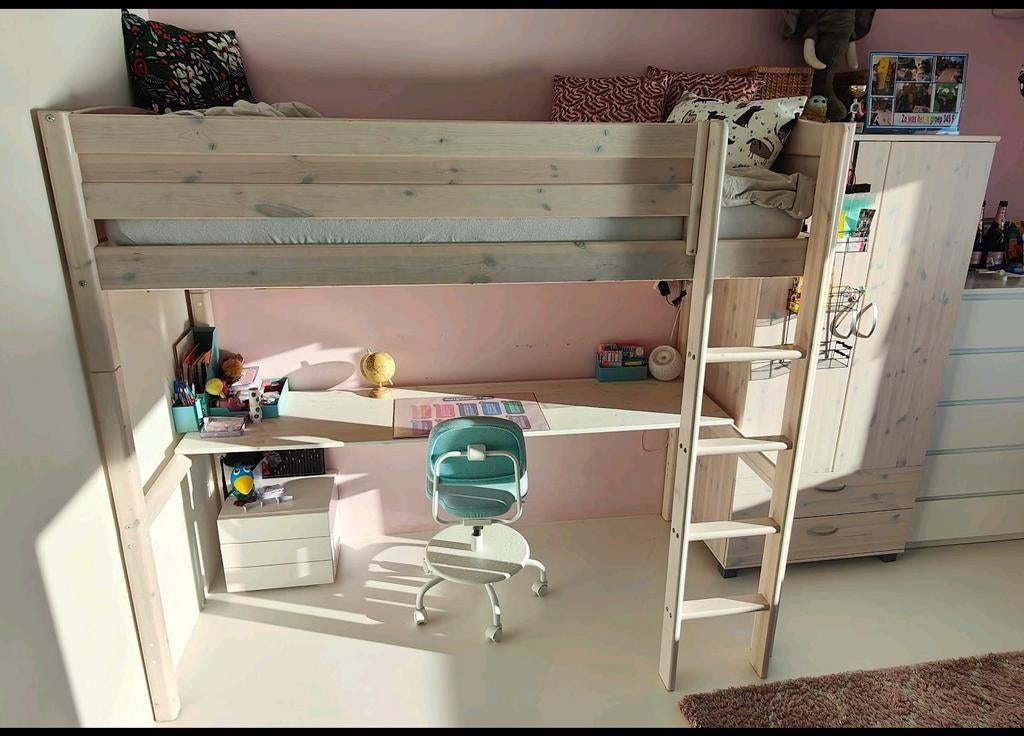 Flexa Hoogslaper/Bed met Bureau - Meegroeibed, Kinderen en Baby's, Kinderkamer | Stapelbedden en Hoogslapers, Gebruikt, Hoogslaper