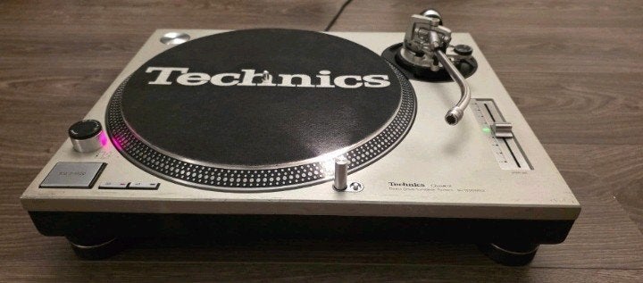 Technics SL-1200 Mk2, Ophalen, Gebruikt, Pitch-regelaar, Platenspeler